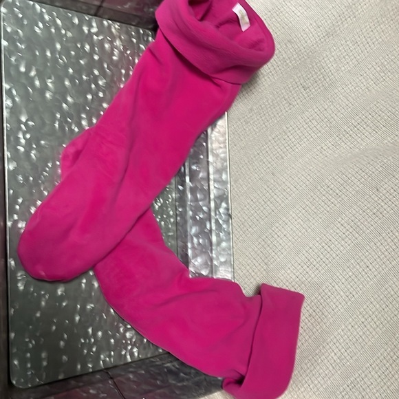 Winter Accessory Bundle - Picture 3 of 5